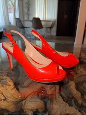 Patent Leather Sophisticated Platform Slingback
High Heels